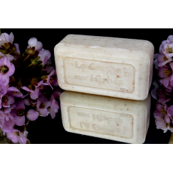 Savon gommage corps artisanal