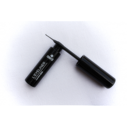 Eye liner noir BIO AVRIL